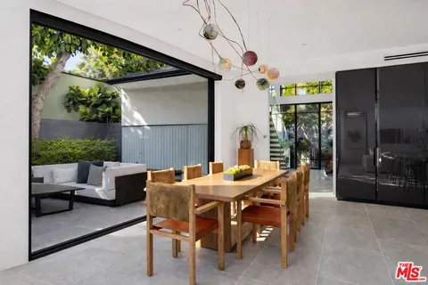 $4,650,000 | 8708 Dorrington Avenue, West Hollywood, CA 90048