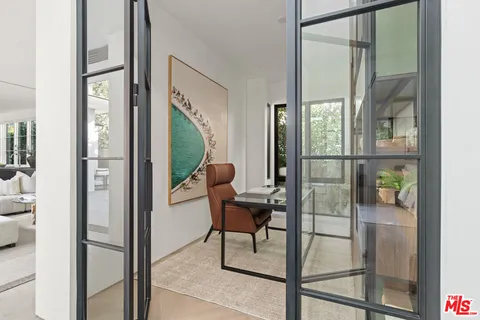$4,650,000 | 8708 Dorrington Avenue, West Hollywood, CA 90048