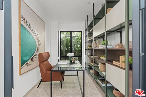 $4,650,000 | 8708 Dorrington Avenue, West Hollywood, CA 90048