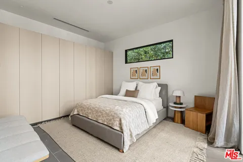 $4,650,000 | 8708 Dorrington Avenue, West Hollywood, CA 90048