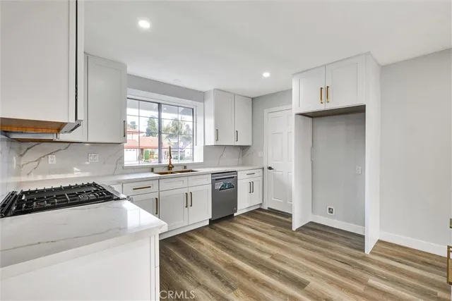 $1,090,000 | 19407 Cliveden Avenue, Carson, CA 90746