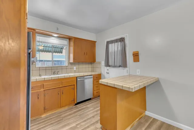 $319,000 | 2733 10th Avenue, Merced, CA 95340