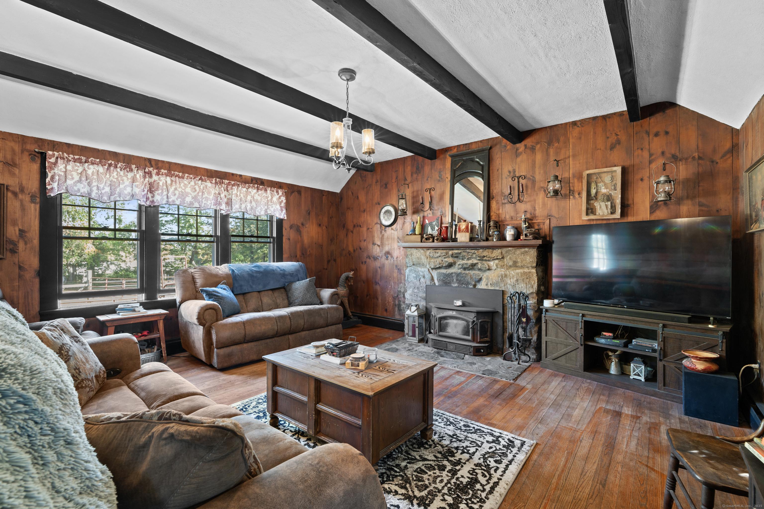 298 Kenyon Road Morris, CT 06763 - Photo 11 of 36