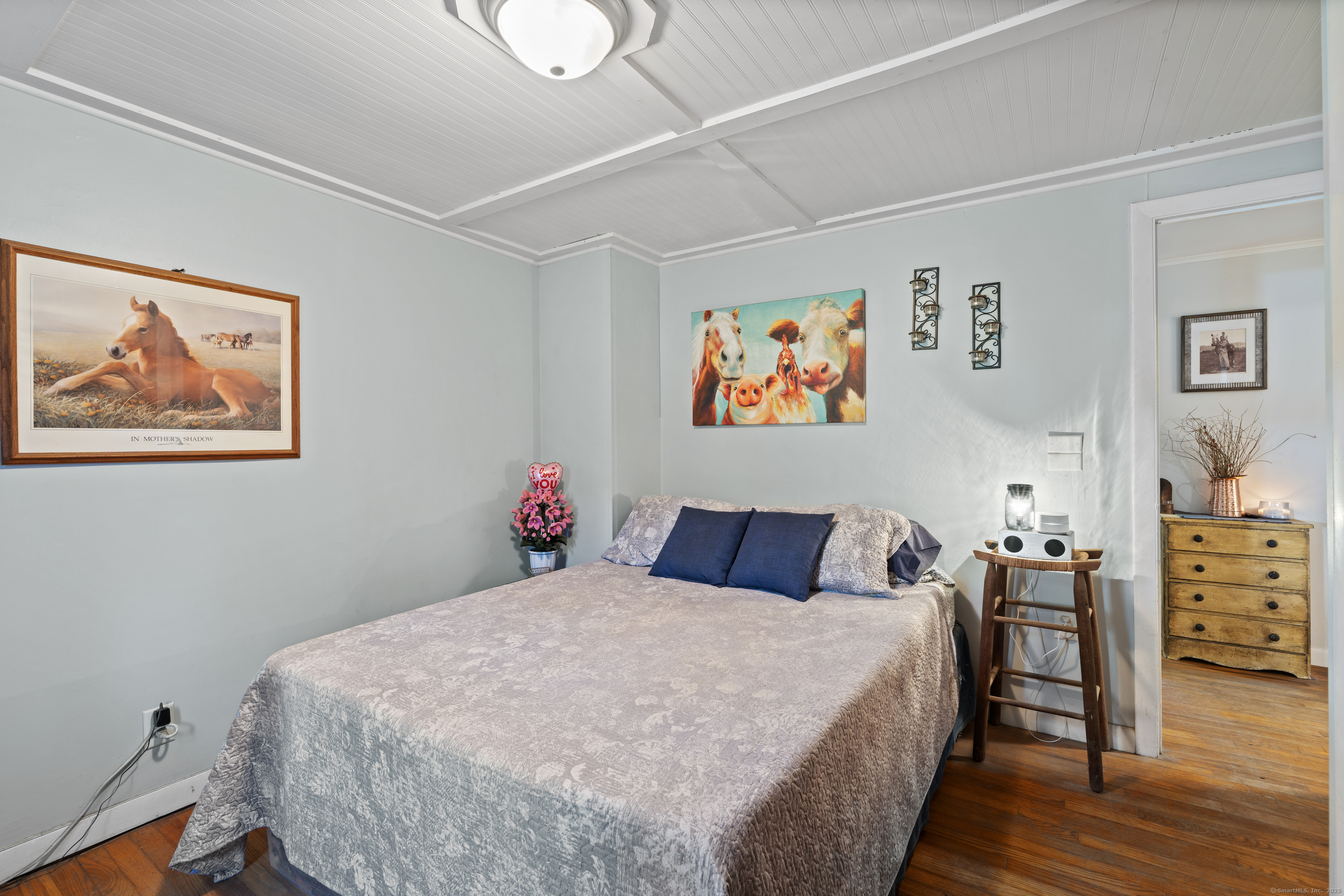 298 Kenyon Road Morris, CT 06763 - Photo 4 of 36