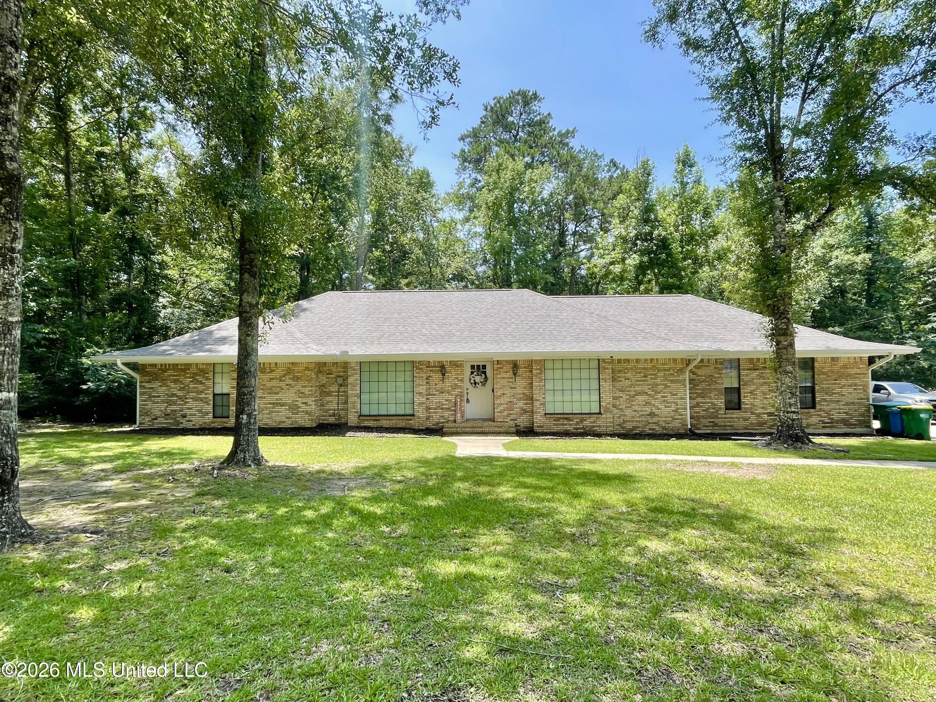 2500 Tearose Lane Moss Point, MS 39562 - Photo 1 of 30 IMG_4705