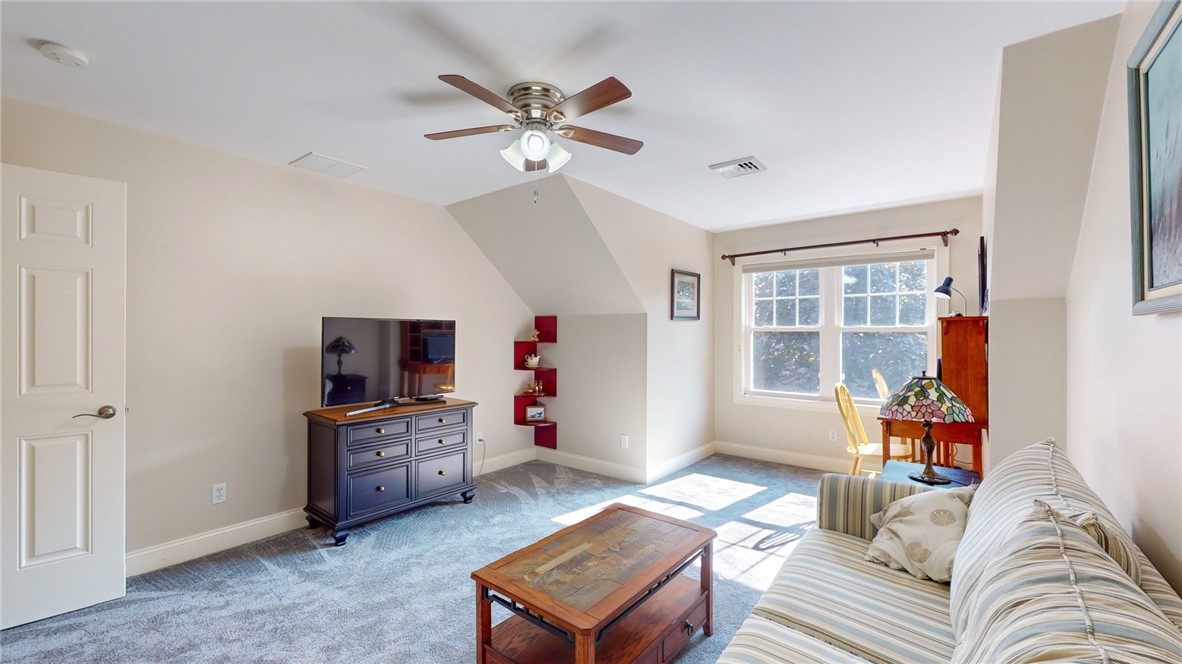 14 Crestview Drive Westerly, RI 02891 - Photo 20 of 37 3rd bedroom