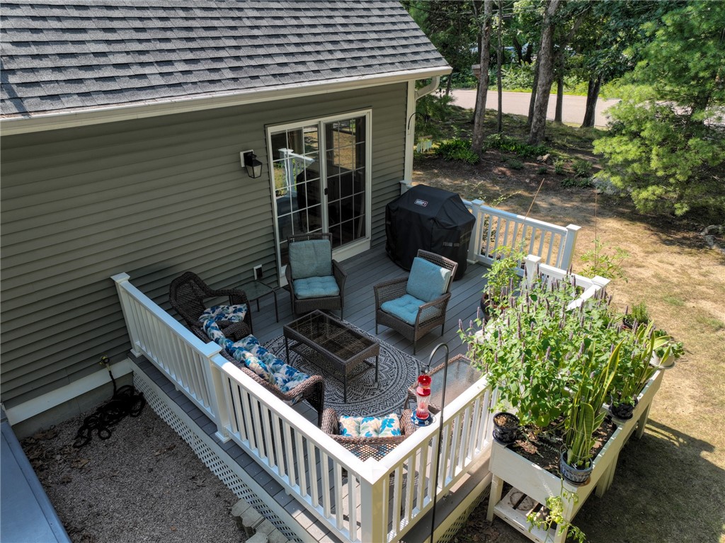 14 Crestview Drive Westerly, RI 02891 - Photo 25 of 37