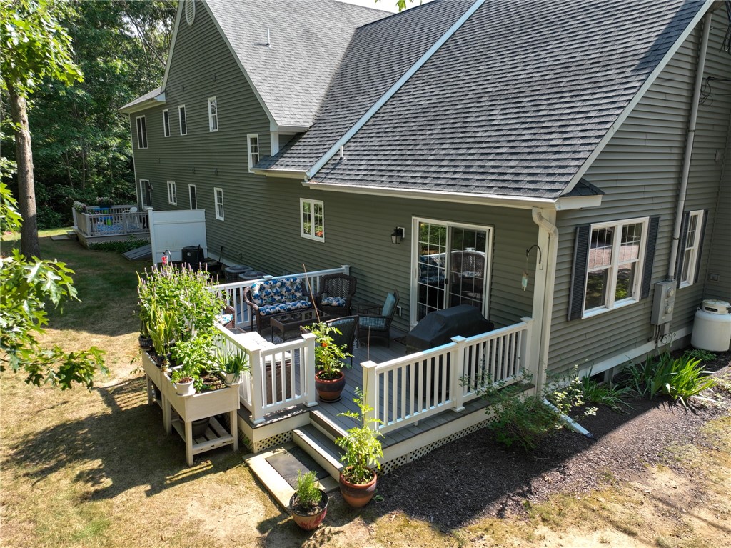 14 Crestview Drive Westerly, RI 02891 - Photo 26 of 37