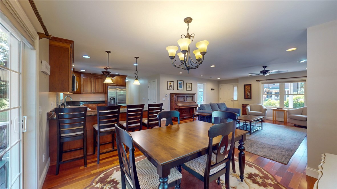 14 Crestview Drive Westerly, RI 02891 - Photo 8 of 37