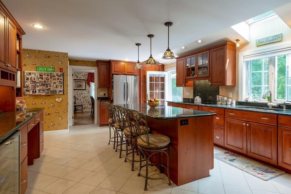 12 Great Pond Road Wenham, MA 01984 - Photo 4 of 25 Gallery Image 4