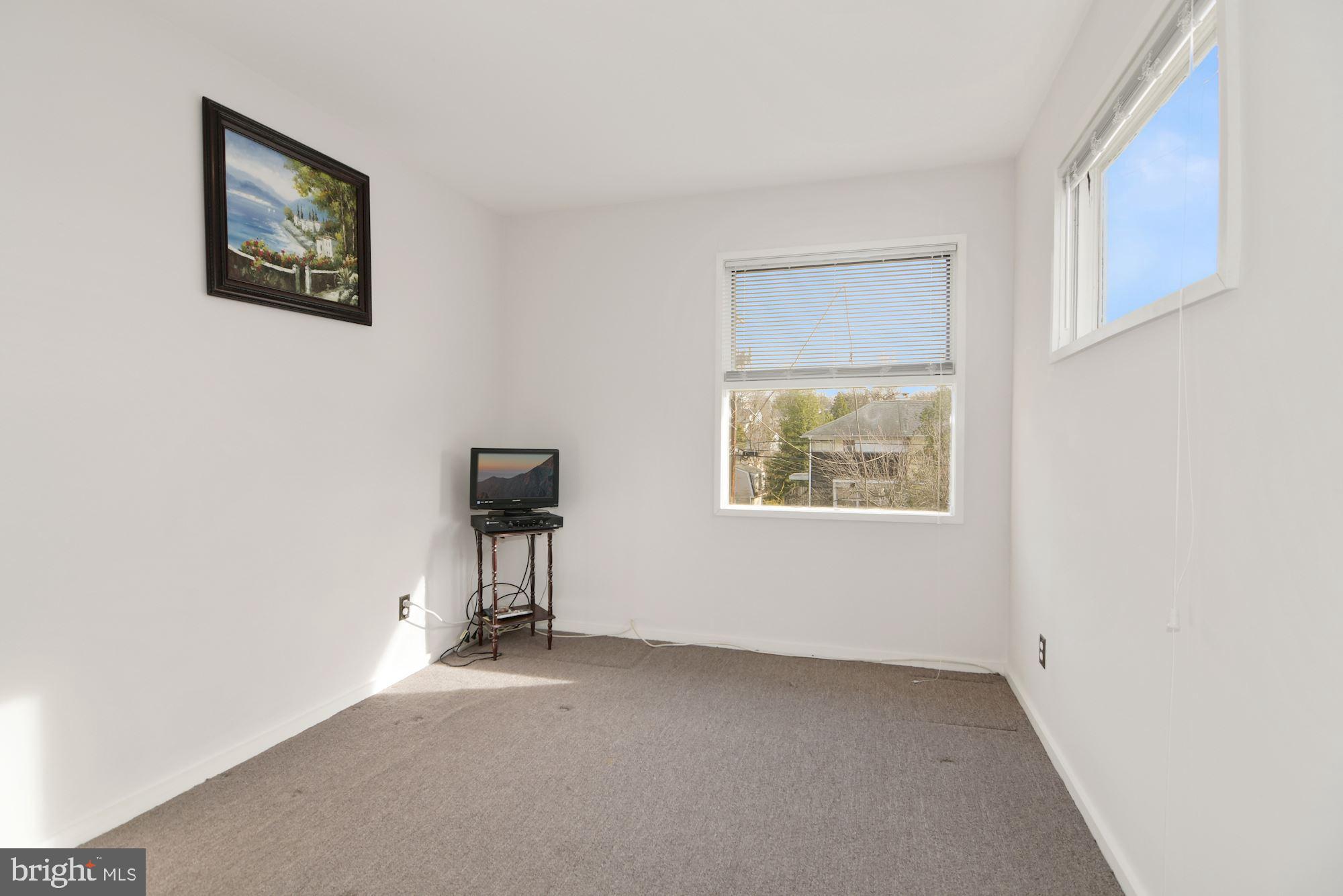 12120 Bluhill Road Silver Spring, MD 20902 - Photo 17 of 26 Gallery Image 17