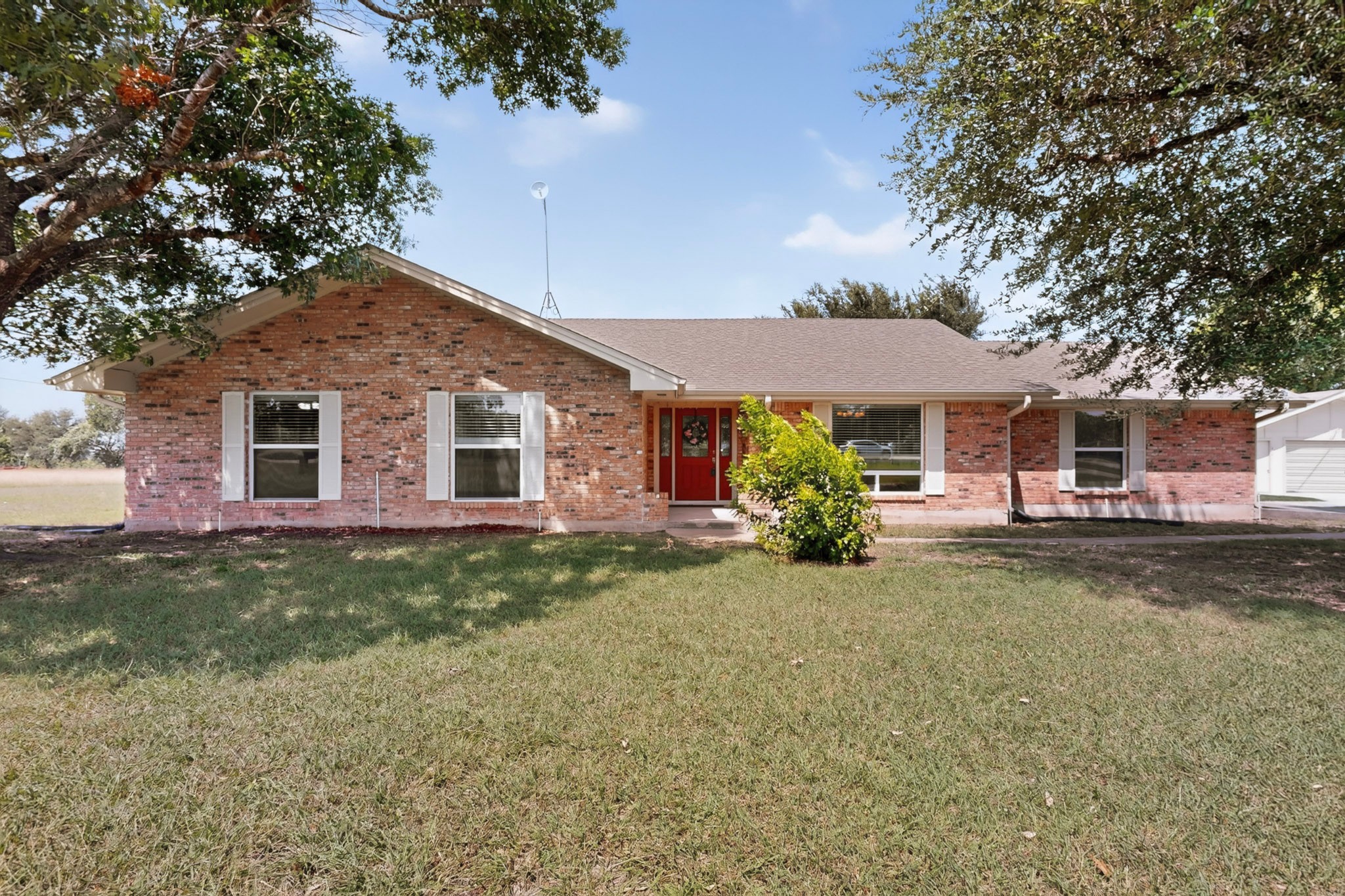 350 Richard Rd