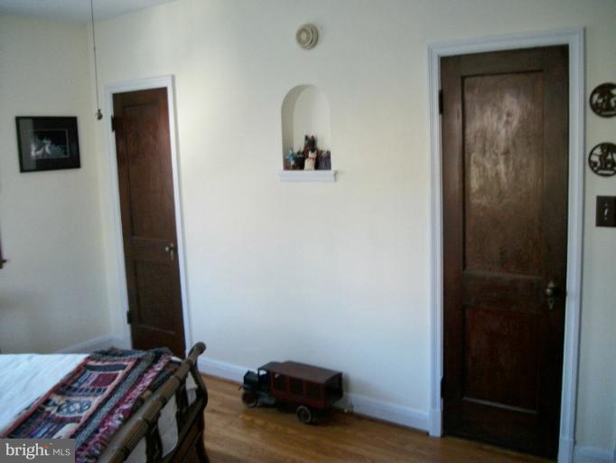 3310 Cedarhurst Road Baltimore, MD 21214 - Photo 2 of 28 Bedroom