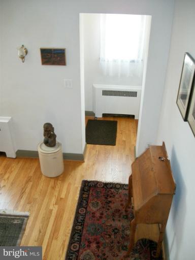 3310 Cedarhurst Road Baltimore, MD 21214 - Photo 4 of 28 Interior (General)