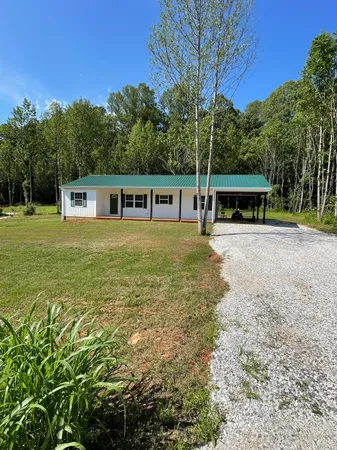 $279,900 | 212 Cornfield Lane, Appomattox, VA 24522