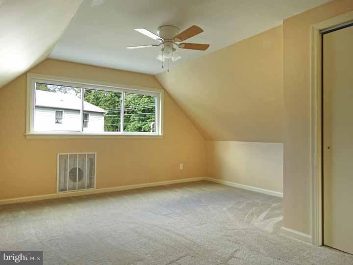 11 Halfturn Road Levittown, PA 19056 - Photo 15 of 24 Bedroom 3