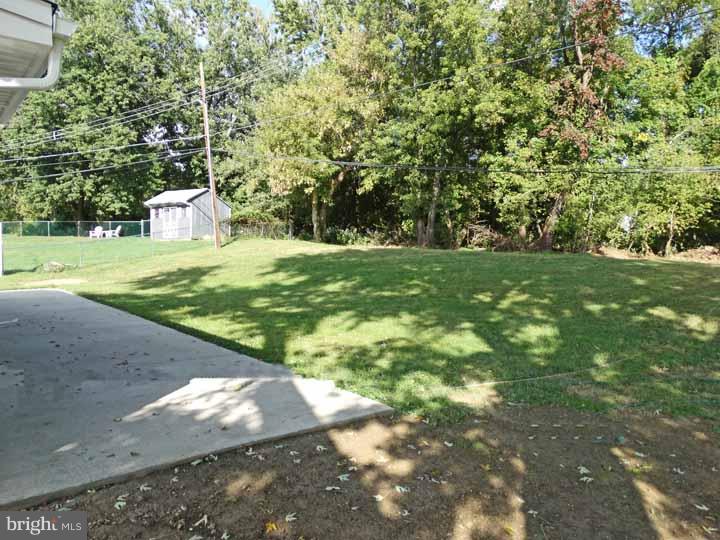 11 Halfturn Road Levittown, PA 19056 - Photo 22 of 24 Exterior