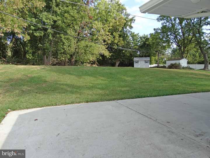 11 Halfturn Road Levittown, PA 19056 - Photo 23 of 24 Exterior