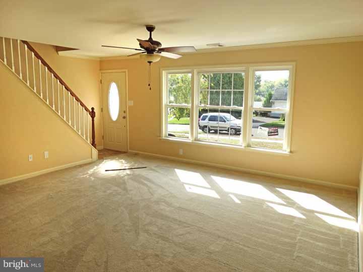 11 Halfturn Road Levittown, PA 19056 - Photo 5 of 24 Living Room