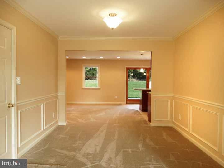 11 Halfturn Road Levittown, PA 19056 - Photo 6 of 24 Dining Room
