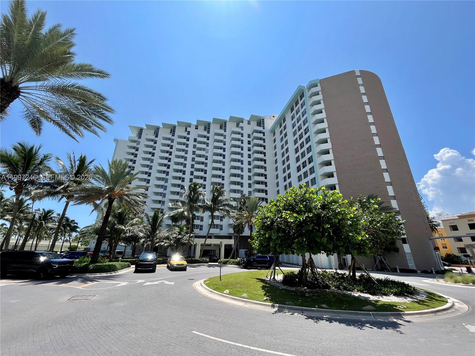 2899 Collins Avenue, Unit 810 Miami Beach, FL 33140 - Photo 25 of 36