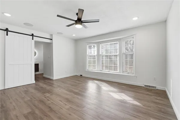 $539,900 | 1038 North Woodland Court, Oakwood, MO 64118