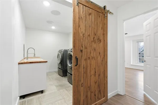 $539,900 | 1038 North Woodland Court, Oakwood, MO 64118