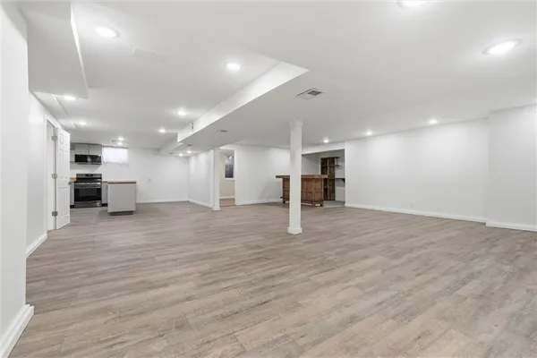 $539,900 | 1038 North Woodland Court, Oakwood, MO 64118