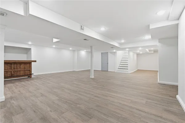 $539,900 | 1038 North Woodland Court, Oakwood, MO 64118