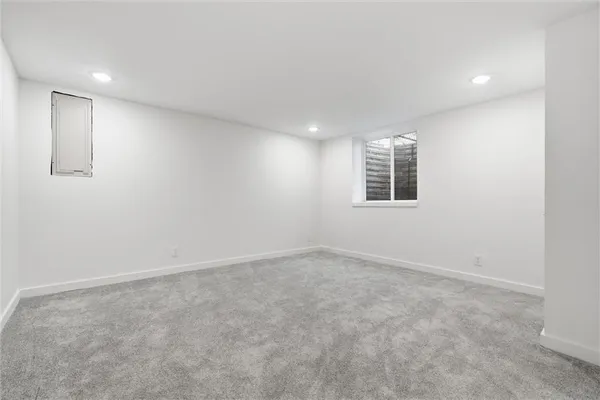 $539,900 | 1038 North Woodland Court, Oakwood, MO 64118