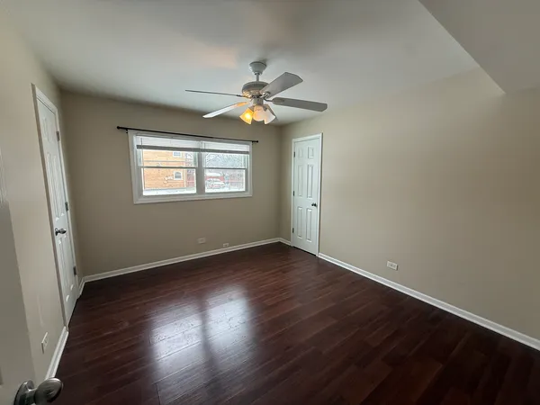 $1,875 | 109 Central Avenue, Unit A, Roselle, IL 60172