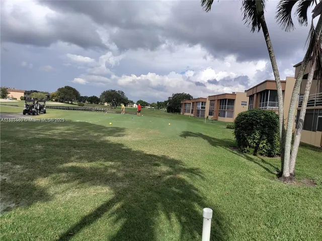 $2,300 | 134 Monaco Court, Unit 134, Delray Beach, FL 33446