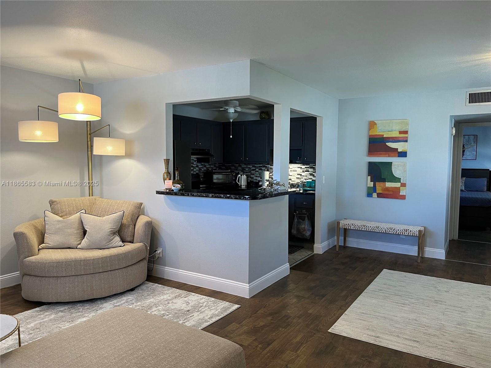 134 Monaco Court, Unit 134 Delray Beach, FL 33446 - Photo 4 of 21