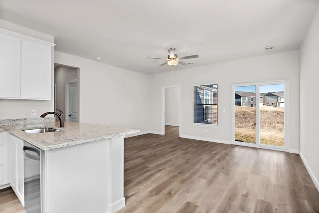 $298,900 | 158 Summerfield Drive, Waverly, MN 55390