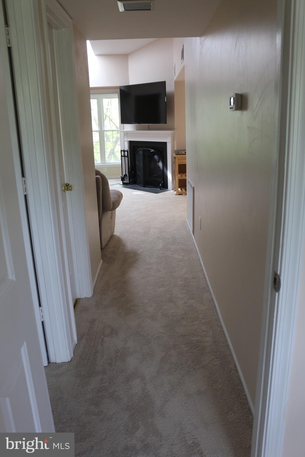 124 Fort Evans Road Southeast, Unit F Leesburg, VA 20175 - Photo 8 of 20 Interior (General)
