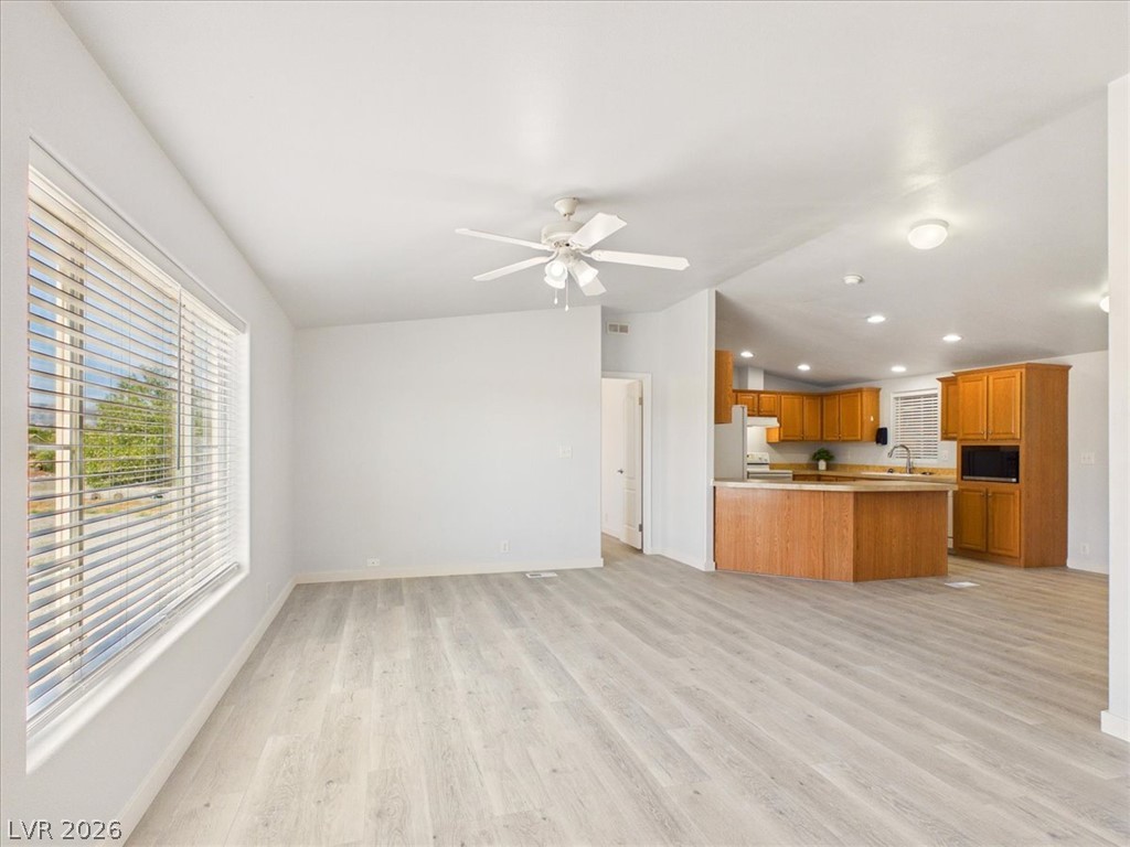 2630 Retread Road Pahrump, NV 89048 - Photo 14 of 95
