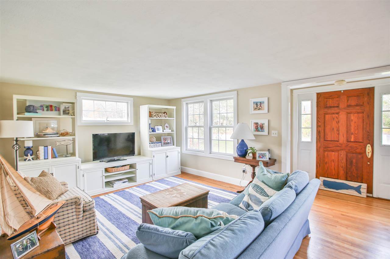 534 Wallis Road Rye, NH 03870 - Photo 14 of 33