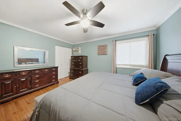 $375,000 | 4 Eaton Court, Middletown, NY 10940