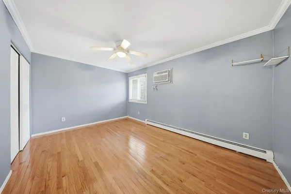 $375,000 | 4 Eaton Court, Middletown, NY 10940