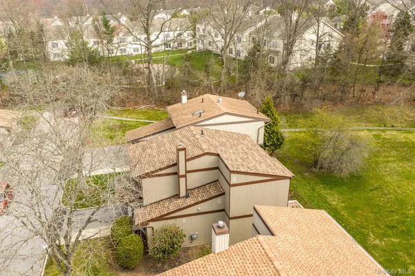 $375,000 | 4 Eaton Court, Middletown, NY 10940