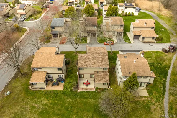 $375,000 | 4 Eaton Court, Middletown, NY 10940