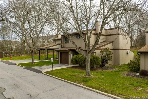 $375,000 | 4 Eaton Court, Middletown, NY 10940