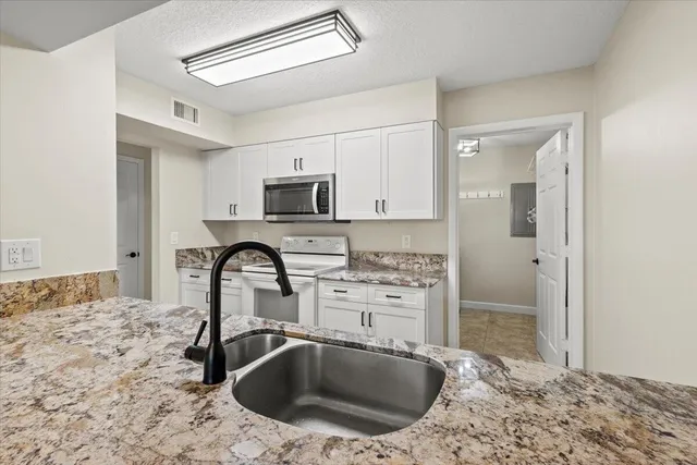 $3,000 | 1626 Southwest Crossing Circle, Palm City, FL 34990