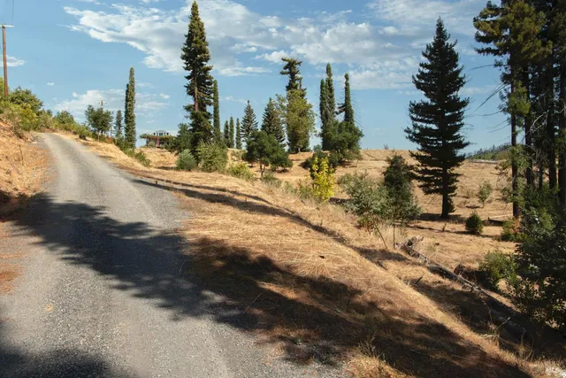 $798,000 | 9451 Mill Creek Road, Healdsburg, CA 95448