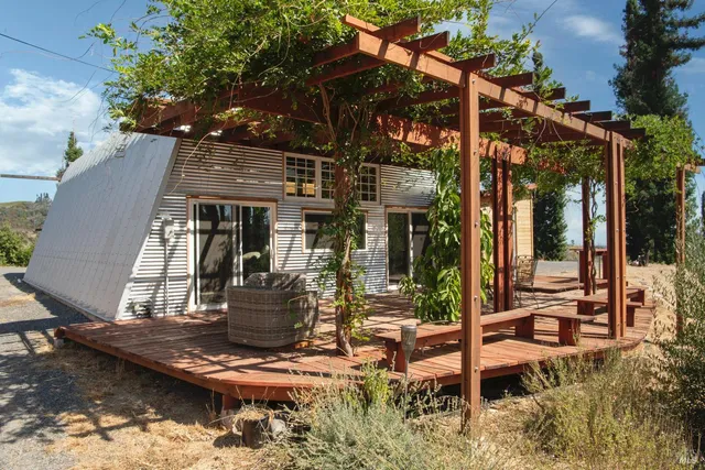 $798,000 | 9451 Mill Creek Road, Healdsburg, CA 95448
