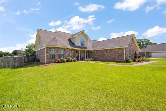 $525,000 | 136 Cypress Lake Boulevard South, Madison, MS 39110