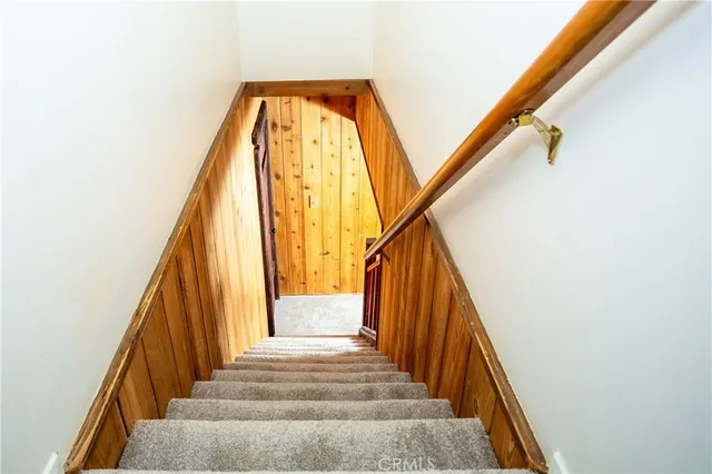 $454,900 | 27941 Rainbow Drive, Lake Arrowhead, CA 92352