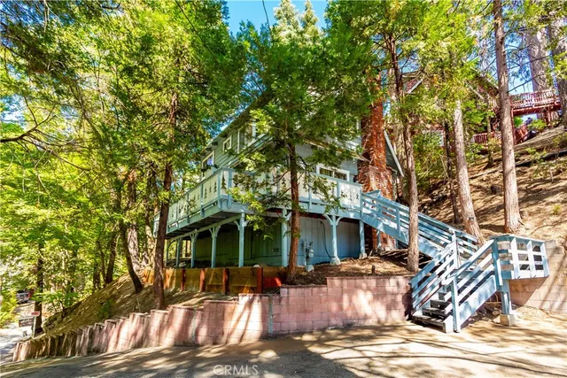 $454,900 | 27941 Rainbow Drive, Lake Arrowhead, CA 92352