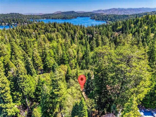 $454,900 | 27941 Rainbow Drive, Lake Arrowhead, CA 92352