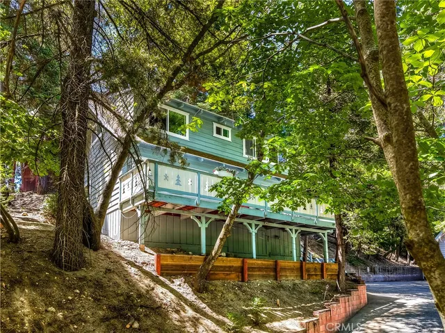 $454,900 | 27941 Rainbow Drive, Lake Arrowhead, CA 92352